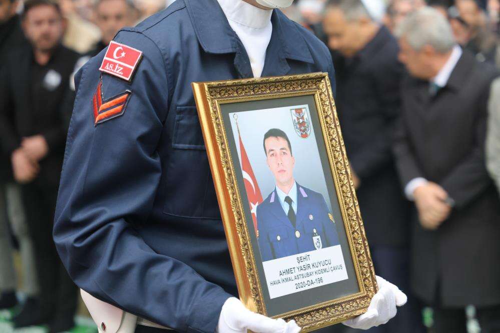 Konya’da şehit eşinden Ahmet Yasir Kuyucu’ya yürek yakan veda 19